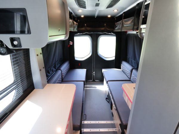 2025 Airstream INTERSTATE AWD 19X AWD - Image:5