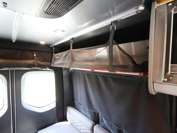 2025 Airstream INTERSTATE AWD 19X AWD - Image:10