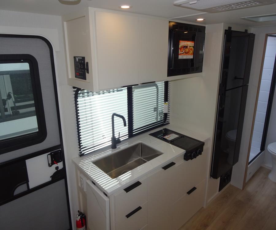 2026 Winnebago Towables MICRO MINNIE-TT — photo 16 view