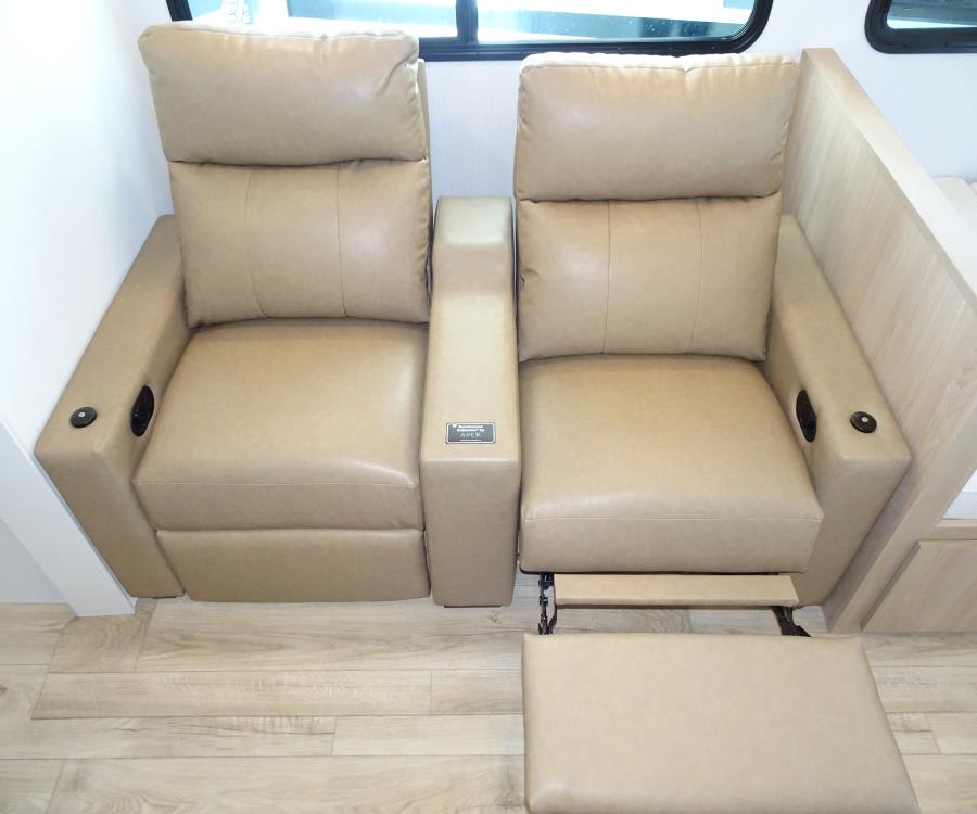 2026 Winnebago Towables THRIVE — photo 7 view