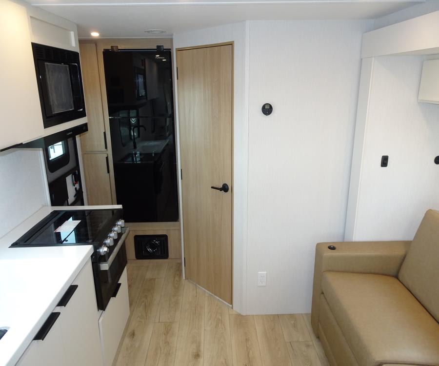 2026 Winnebago Towables THRIVE — side profile view