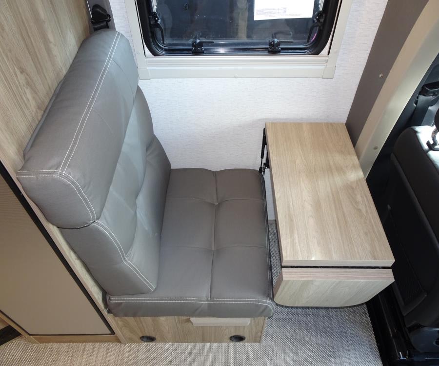 2026 Winnebago EKKO — photo 7 view