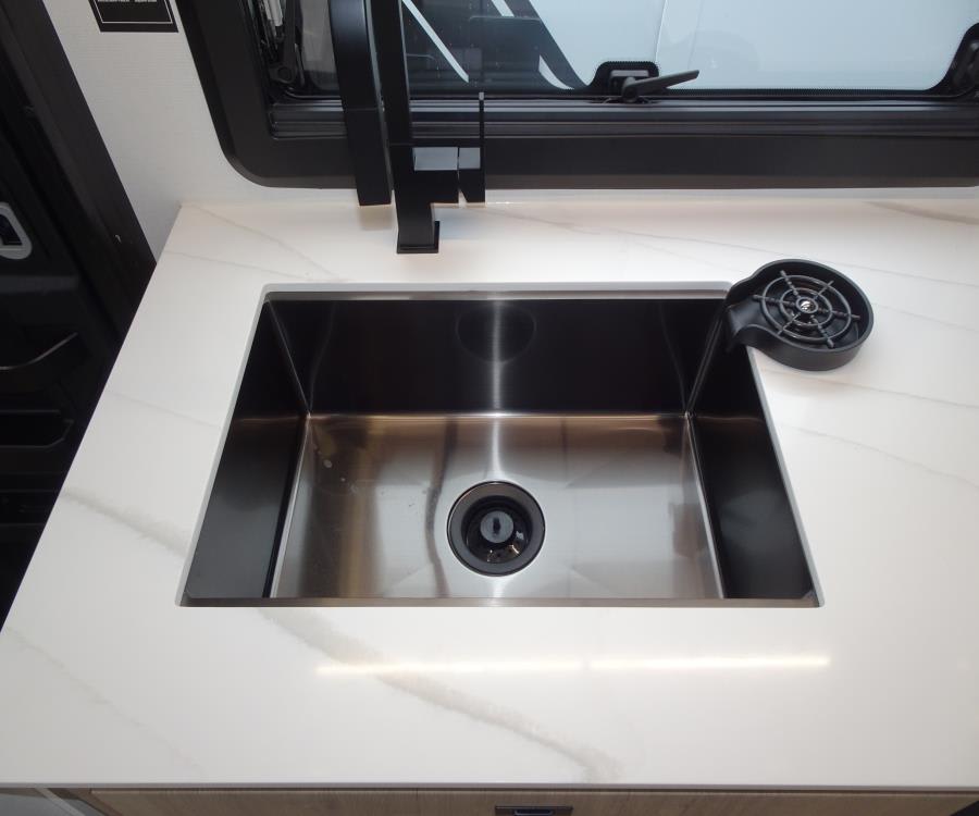 2026 Grand Design LINEAGE SERIES F — photo 12 view