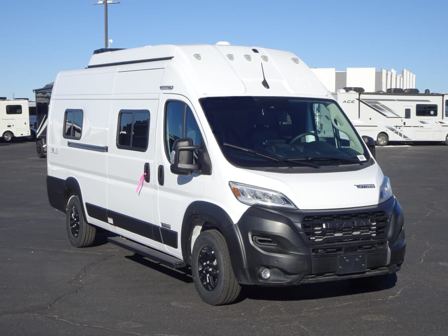2026 Winnebago SOLIS