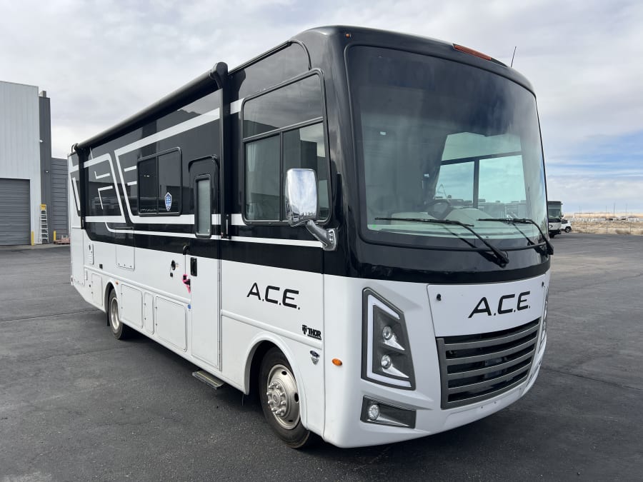 2026 Thor Motor Coach ACE