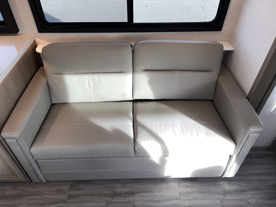 2026 Thor Motor Coach ACE — photo 7 view