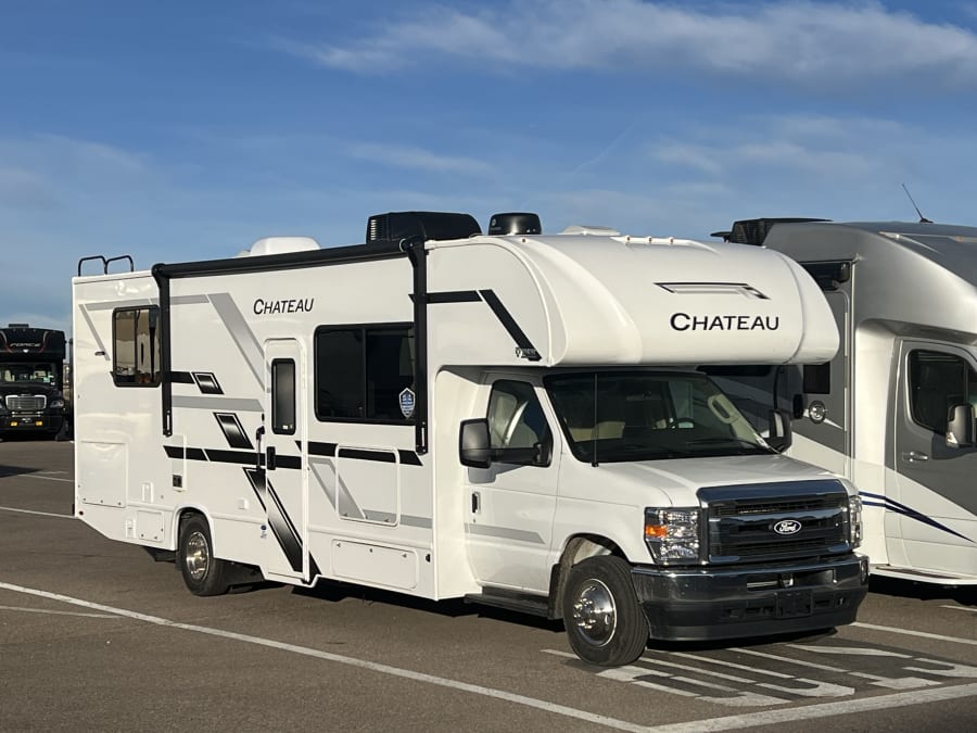 2026 Thor Motor Coach CHATEAU
