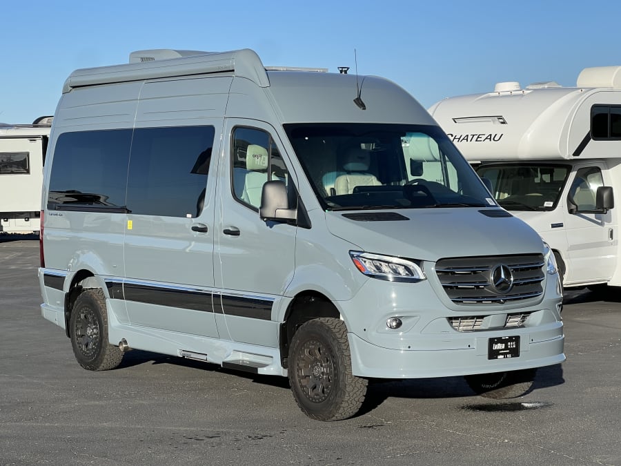 2026 Grech RV TURISMO-ION