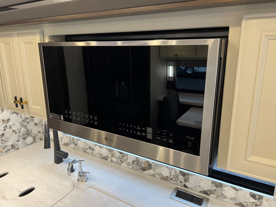 2026 Tiffin ALLEGRO BUS — photo 8 view