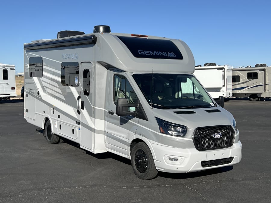2027 Thor Motor Coach GEMINI