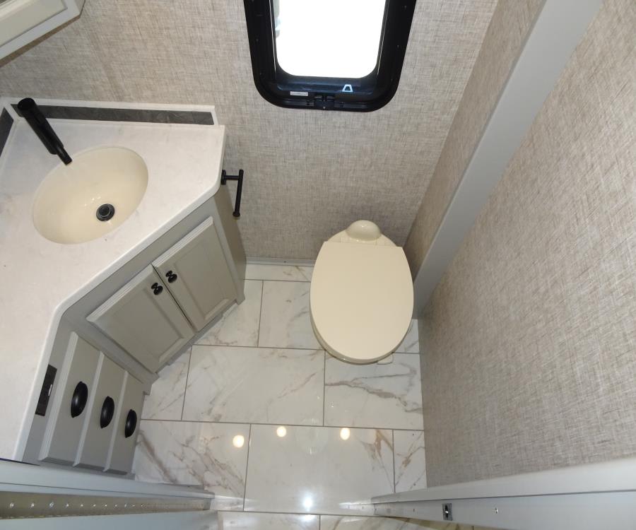 2025 Tiffin ALLEGRO BAY — photo 21 view