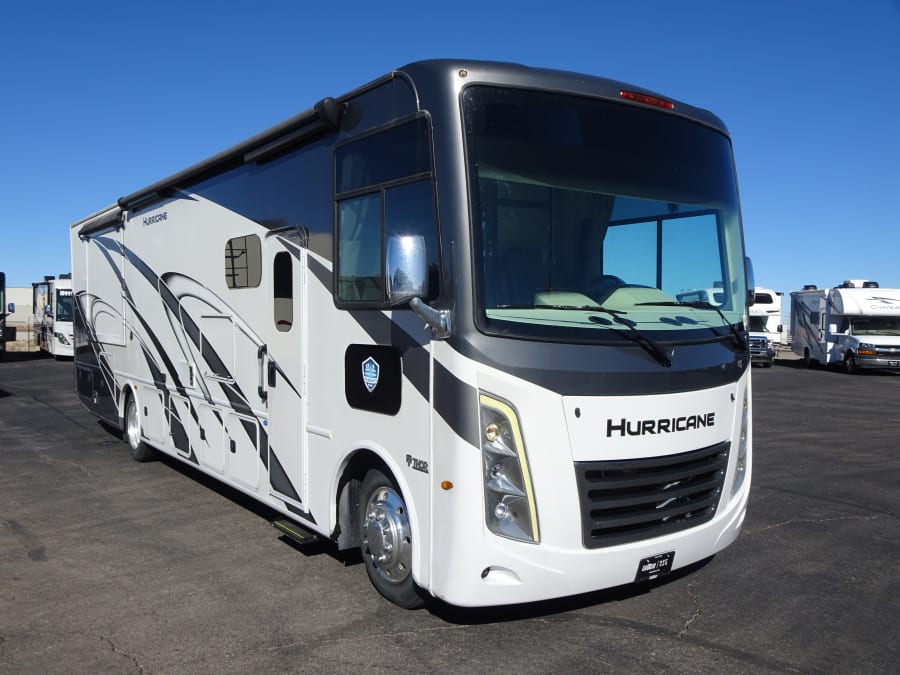 2023 Thor Motor Coach HURRICANE
