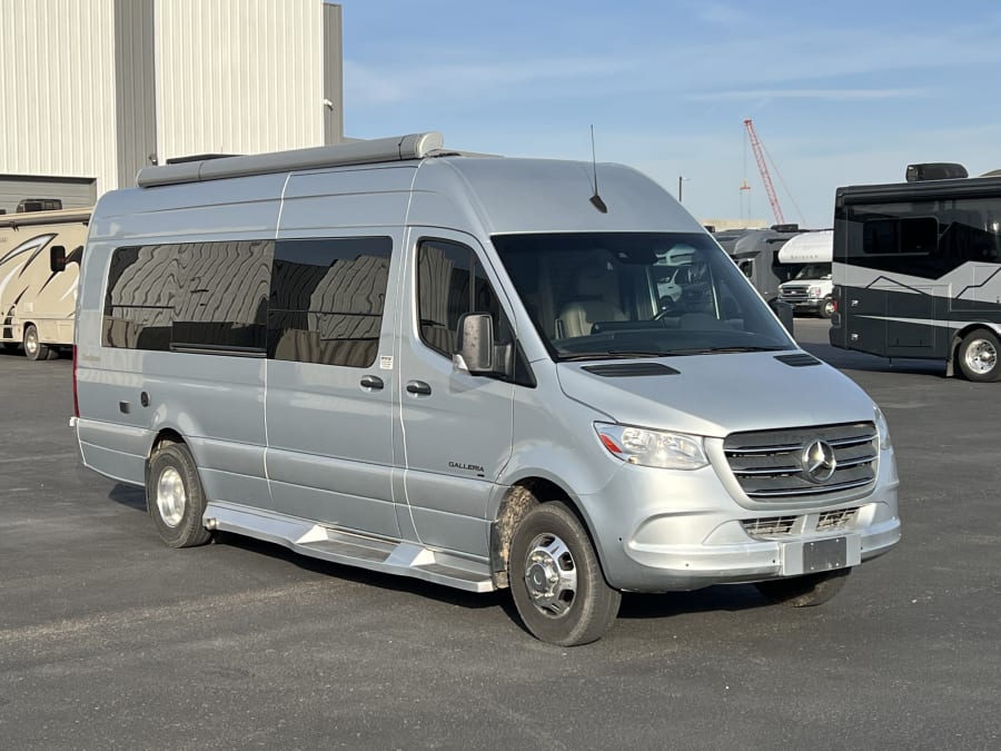 2020 Coachmen GALLERIA