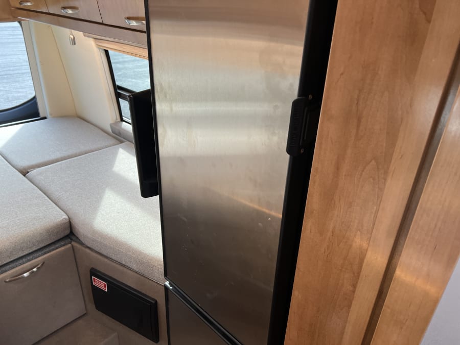 2020 Coachmen GALLERIA — photo 9 view
