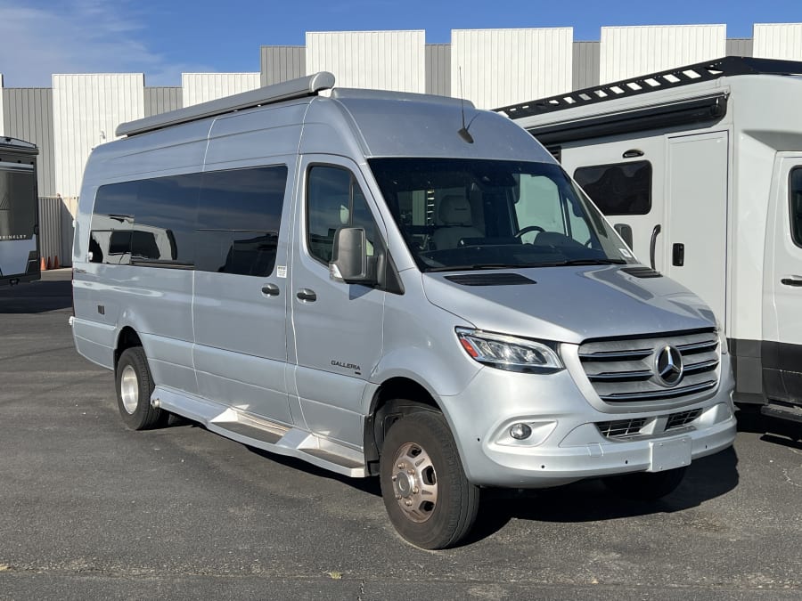 2022 Coachmen GALLERIA