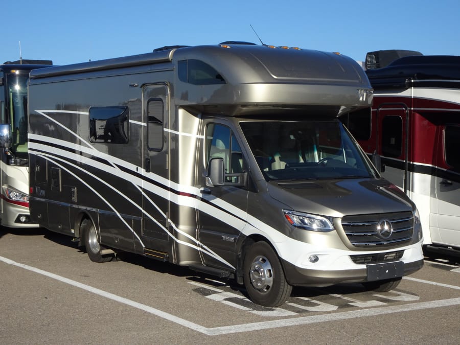 2025 Winnebago VIEW