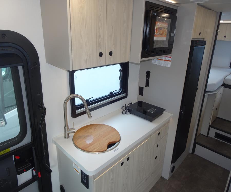 2026 Entegra CONDOR — engine compartment view