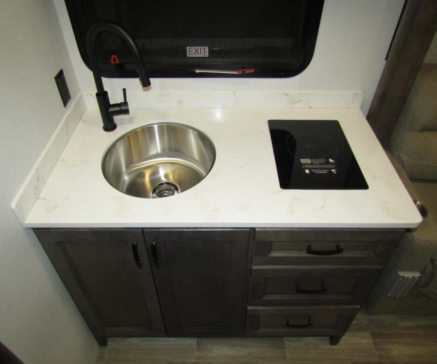 2026 Tiffin MIDAS — photo 8 view