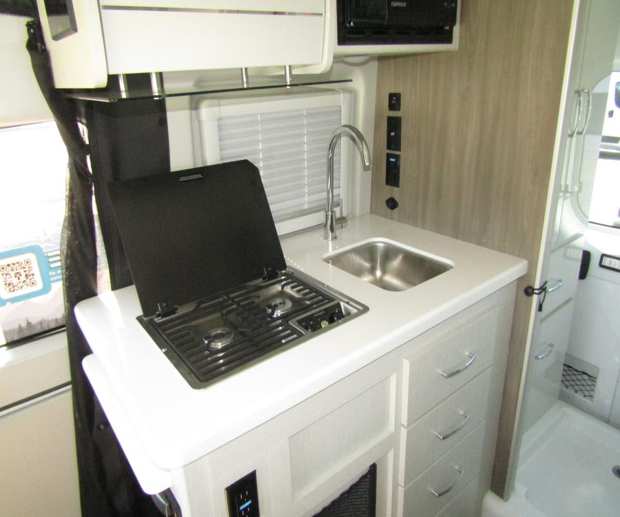 2026 Thor Motor Coach RIZE — photo 7 view