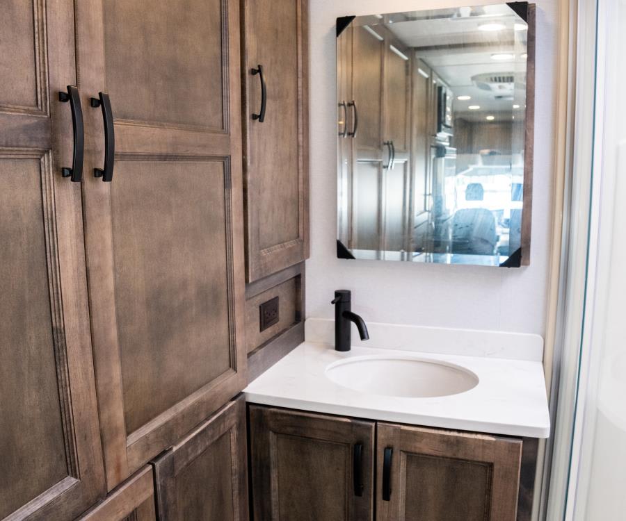 2026 Tiffin MIDAS — photo 18 view