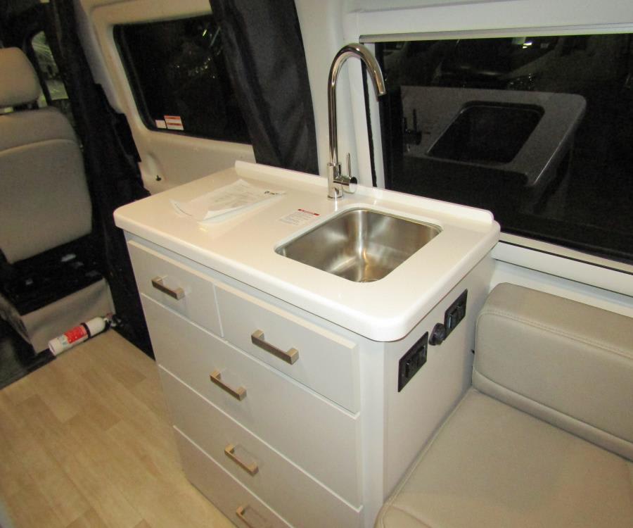 2026 Thor Motor Coach TRANQUILITY — photo 8 view