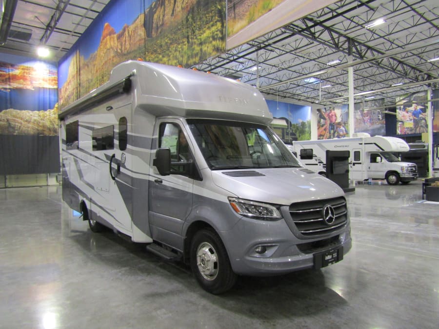 2026 Tiffin WAYFARER