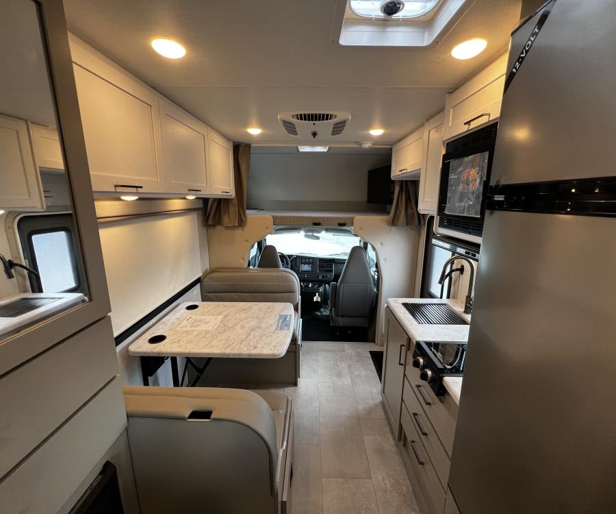 2026 Thor Motor Coach CHATEAU — rear three-quarter view