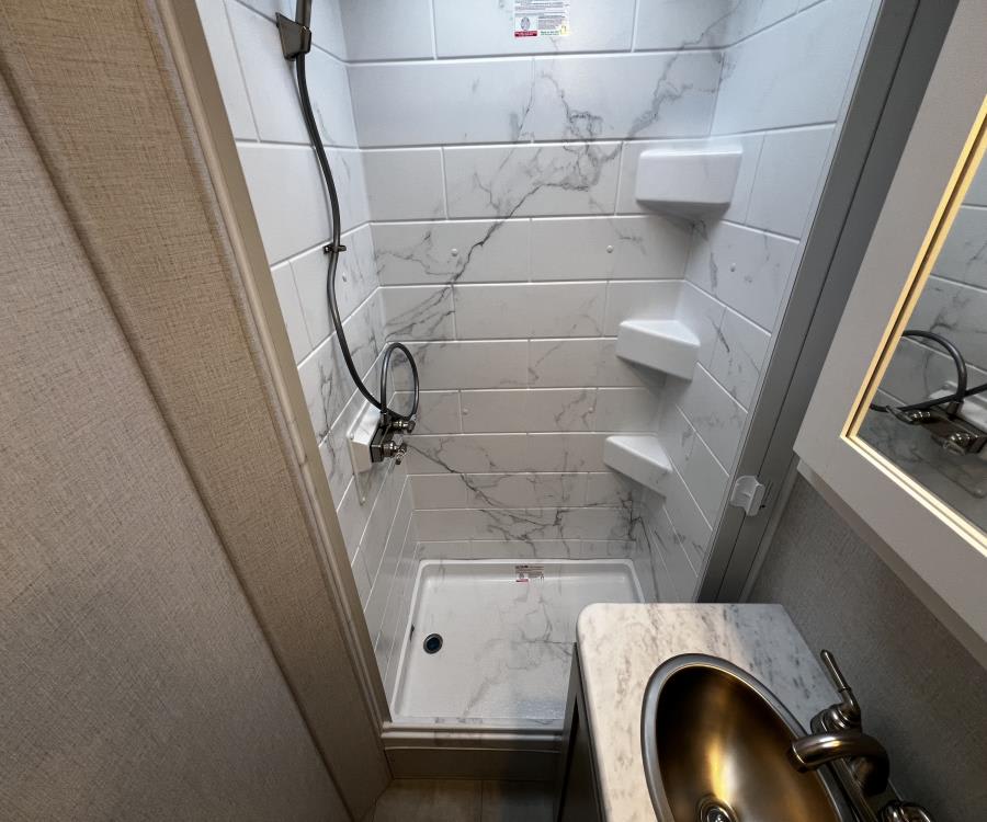 2026 Thor Motor Coach CHATEAU — photo 22 view