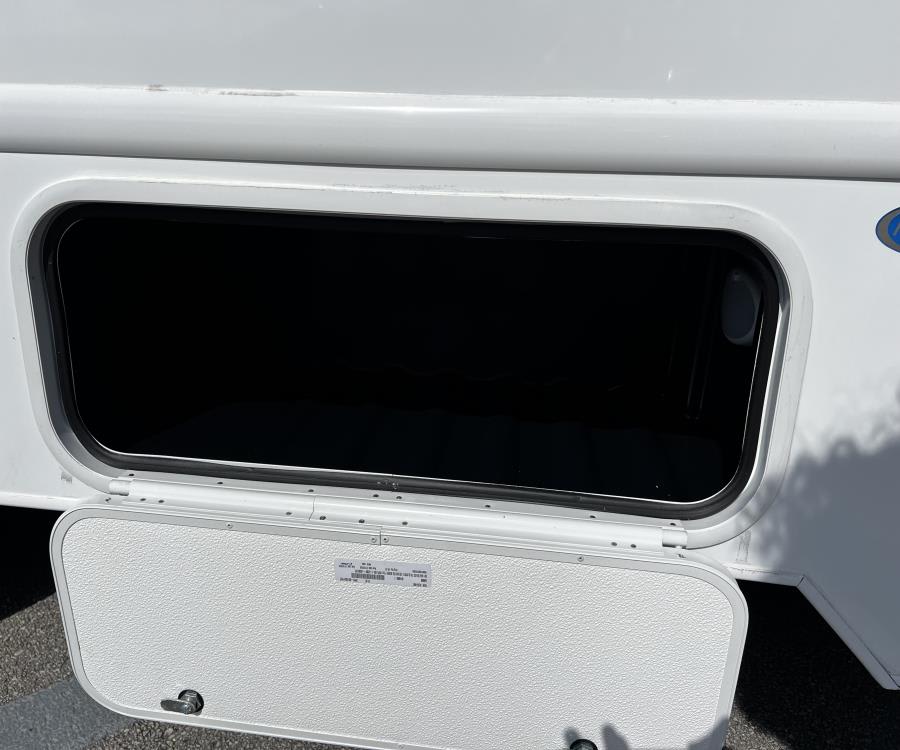 2026 Thor Motor Coach CHATEAU — photo 25 view