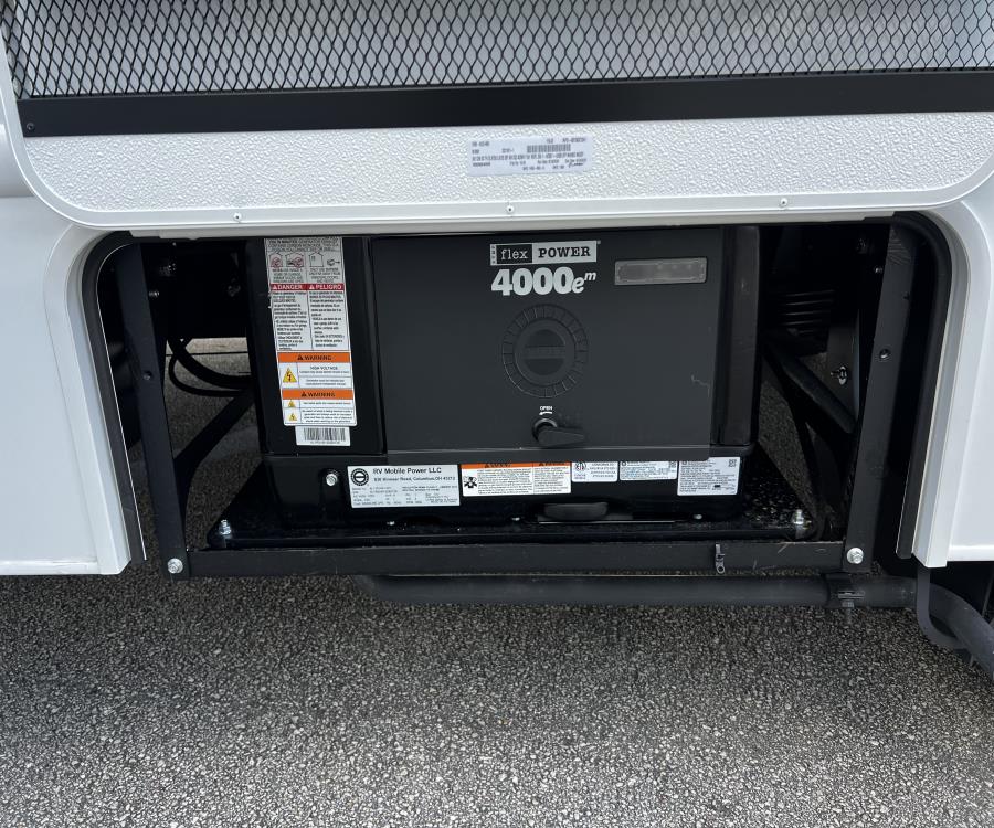 2026 Thor Motor Coach CHATEAU — photo 27 view