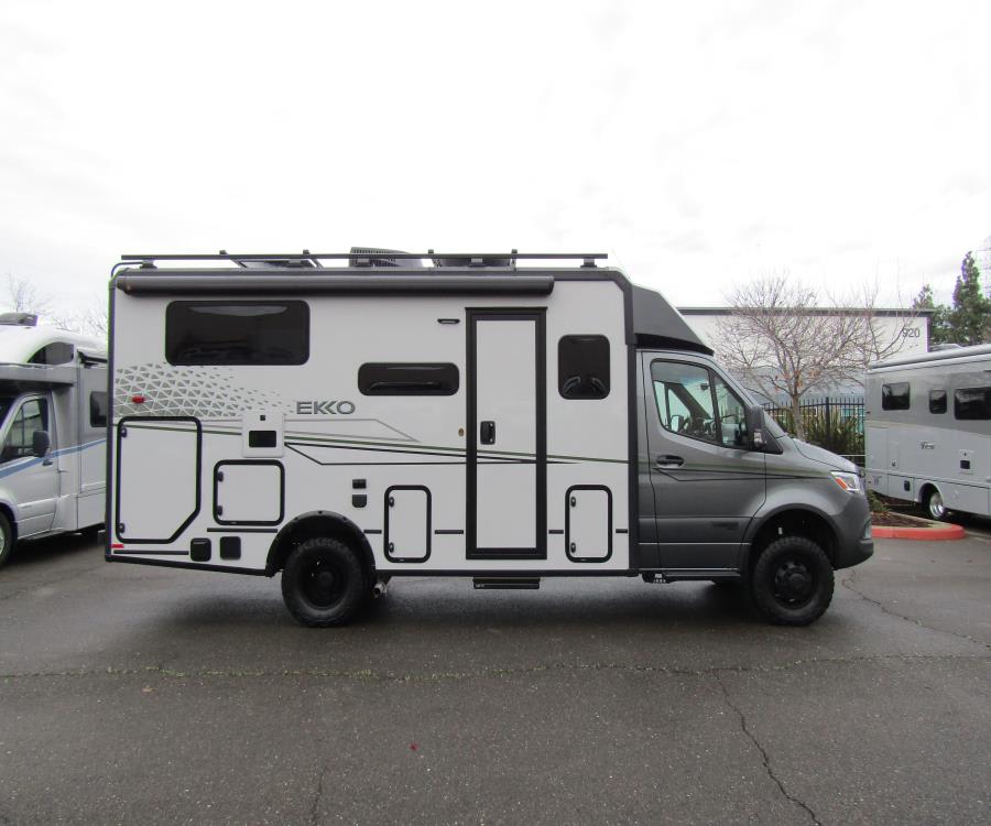 2026 Winnebago EKKO — photo 12 view