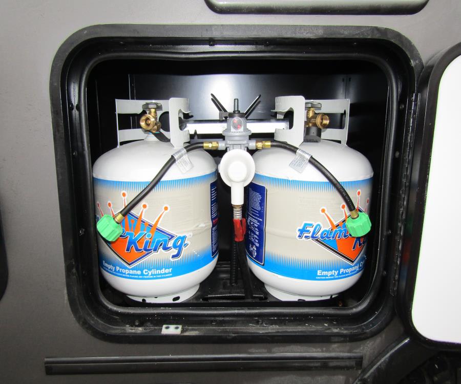 2026 Winnebago EKKO — photo 17 view
