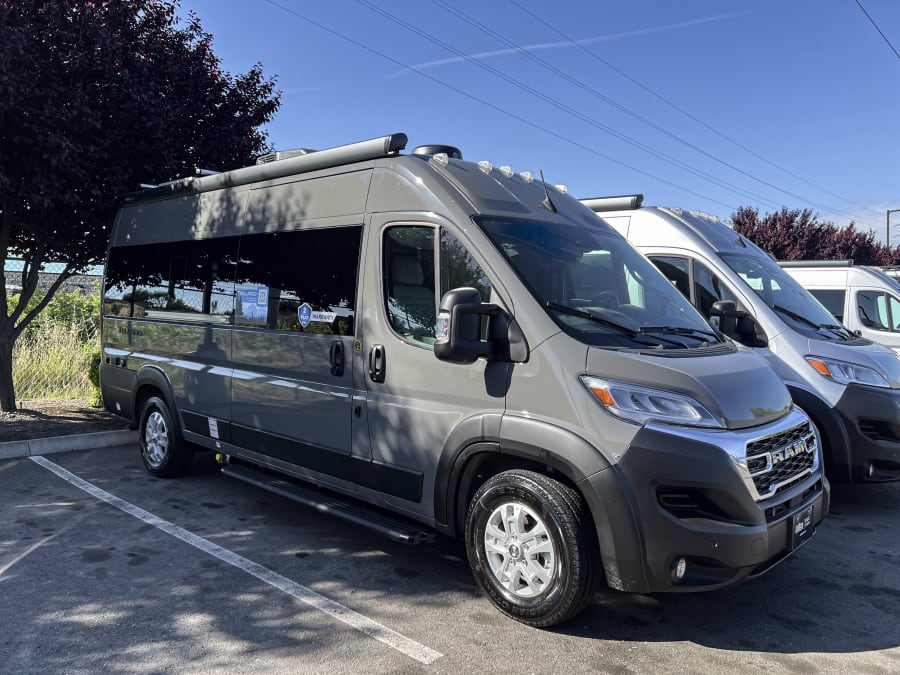 2026 Thor Motor Coach TELLARO