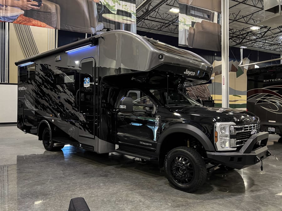 2026 Jayco SENECA XT