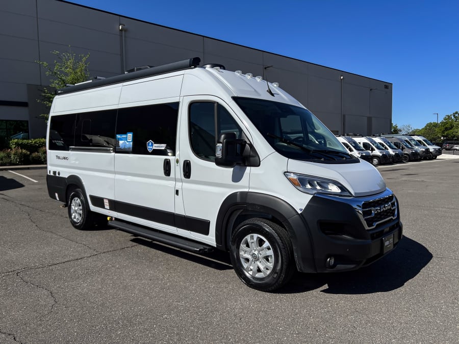 2026 Thor Motor Coach TELLARO