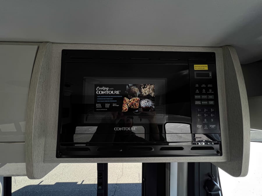 2026 Thor Motor Coach TELLARO — photo 8 view