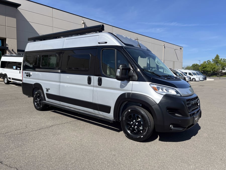 2027 Winnebago TRAVATO