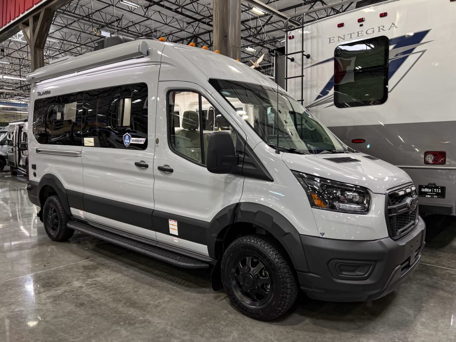 2027 Thor Motor Coach TALAVERA