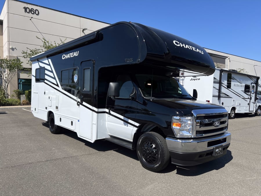 2027 Thor Motor Coach CHATEAU