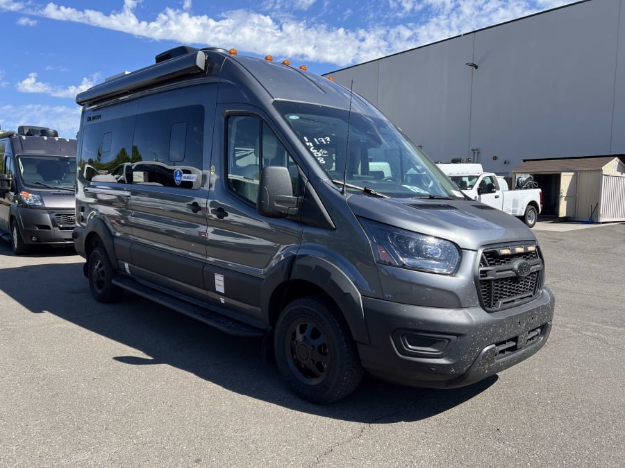 2027 Thor Motor Coach TALAVERA