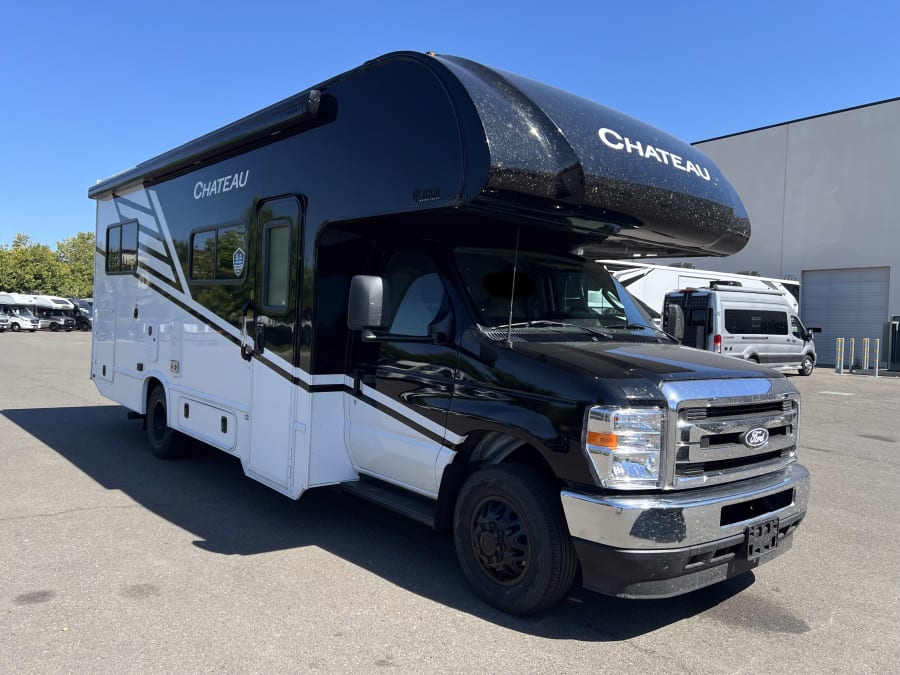 2027 Thor Motor Coach CHATEAU