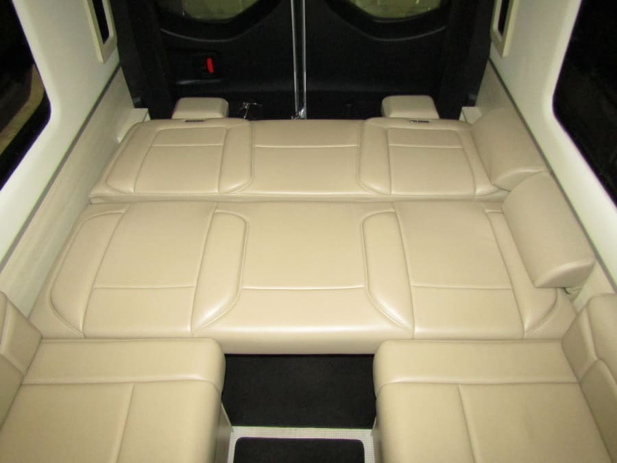 2024 Airstream INTERSTATE — photo 12 view