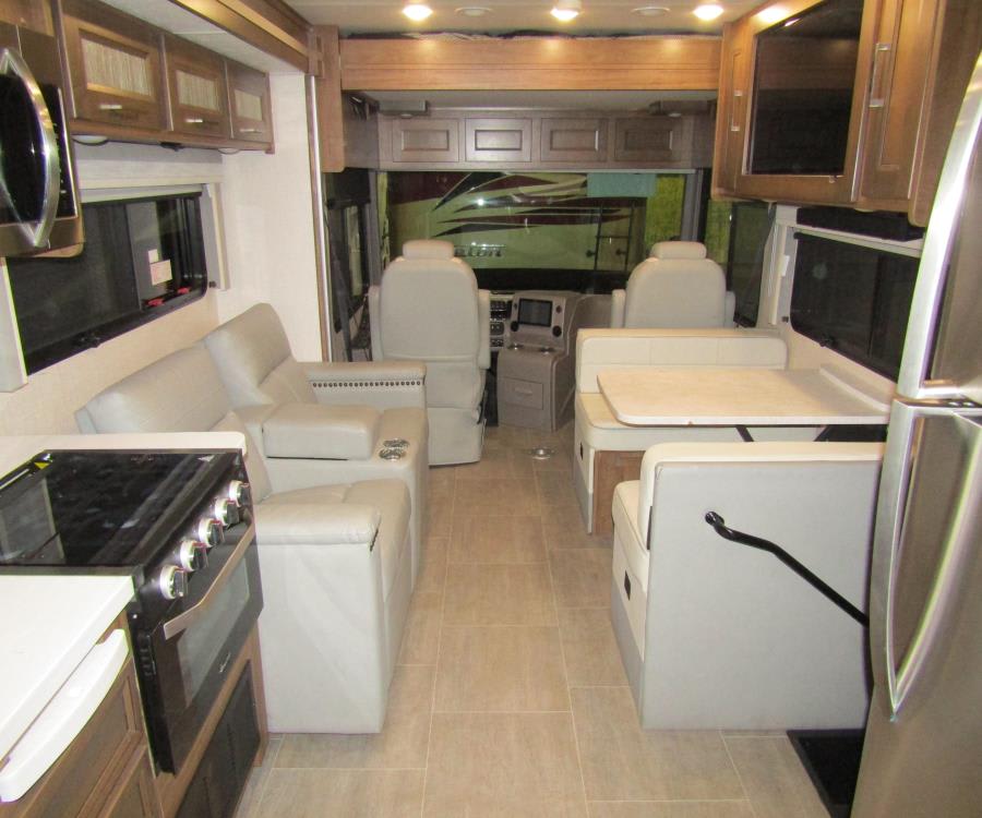 2020 Coachmen SPORTSCOACH — rear three-quarter view