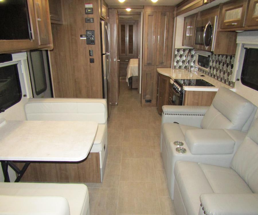 2020 Coachmen SPORTSCOACH — engine compartment view