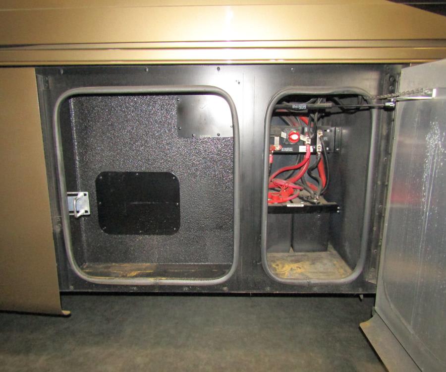 2023 Tiffin ALLEGRO RED — photo 21 view