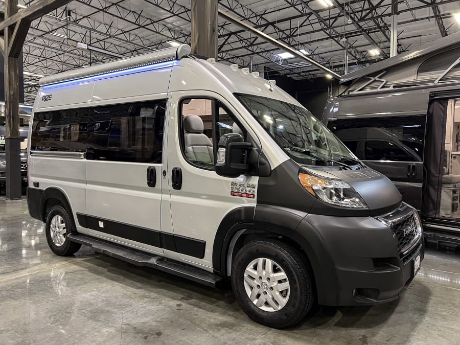 2023 Thor Motor Coach RIZE