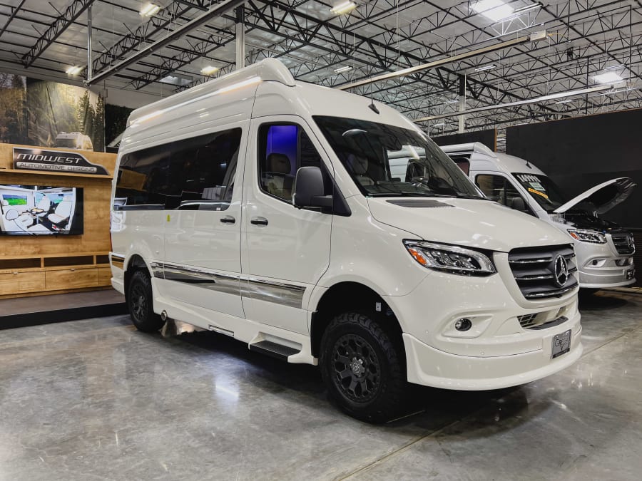 2027 Grech RV VACANZA-ION