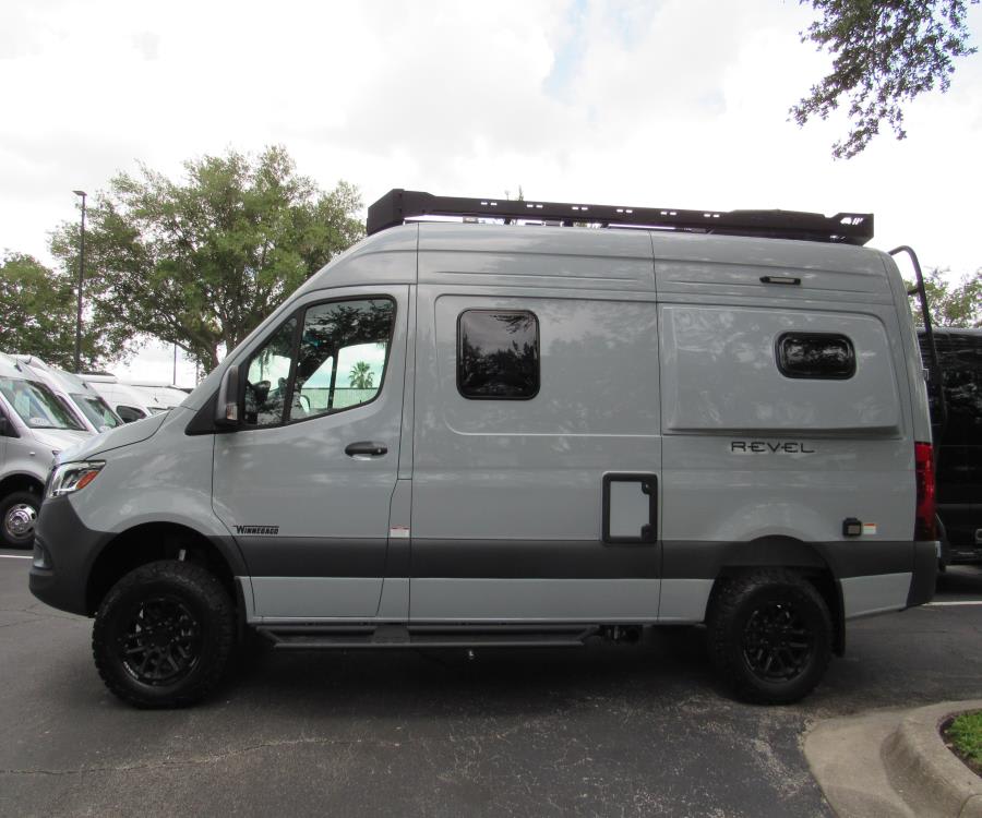 2025 Winnebago REVEL — photo 25 view