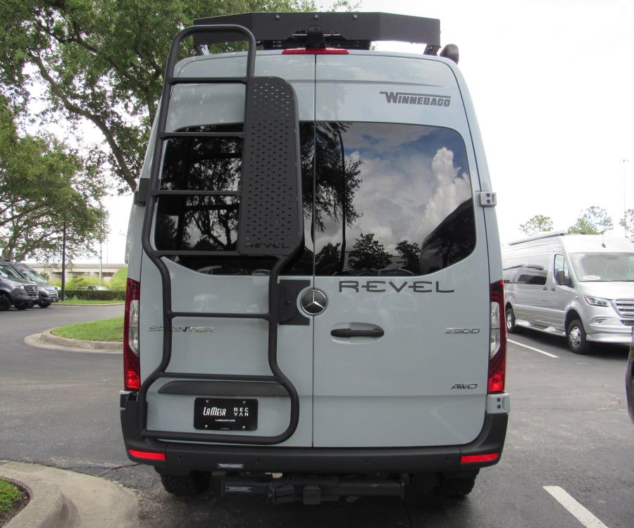2025 Winnebago REVEL — photo 27 view