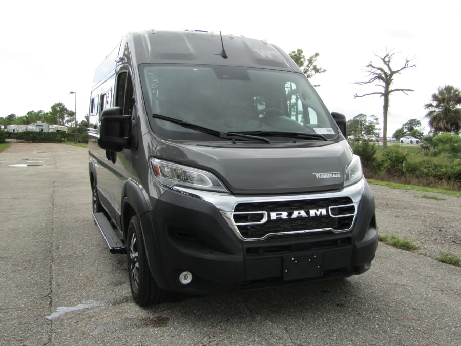 2026 Winnebago SOLIS POCKET